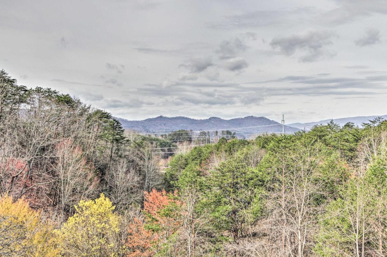 Spacious Resort Condo Central Locale By Dollywood Pigeon Forge Exterior photo